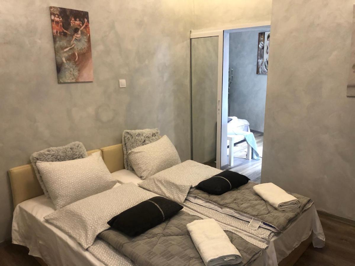 Center Dream House Apartment Sofia Luaran gambar